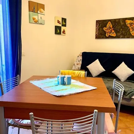 Apartman Scirocco - Bilocale Con Giardino Olbiamare Olbia
