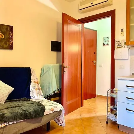Scirocco - Bilocale Con Giardino Olbiamare Apartman